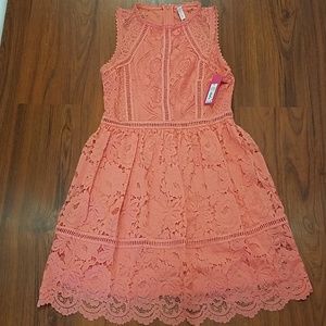 Lace casual dress